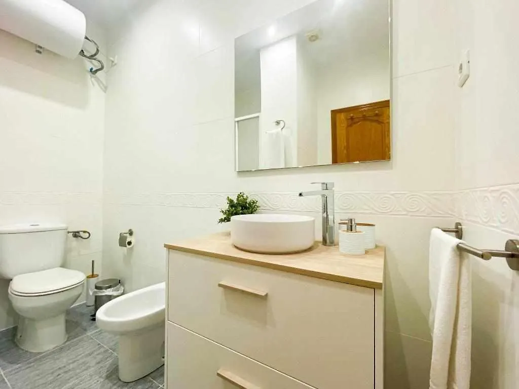 Precioso apartamento en 2ª linea de playa de la Carihuela Apartamento Torremolinos España